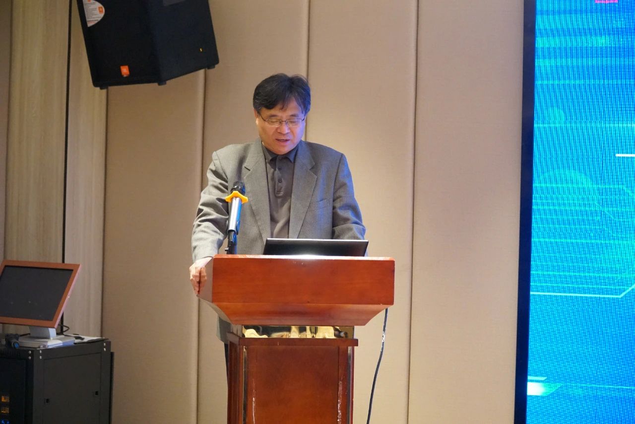 机械工业信息研究院总会计师 朱长福